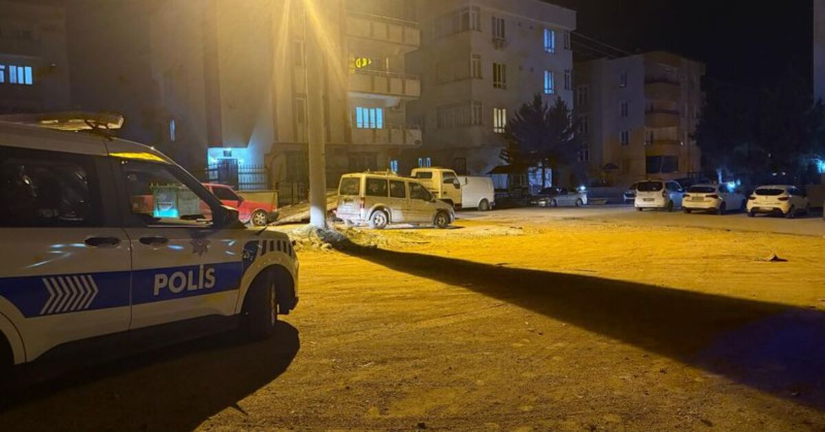 Bir kişi öldü! Kadınlar da bıçaklandı! Silahlı bıçaklı kanlı kavga!