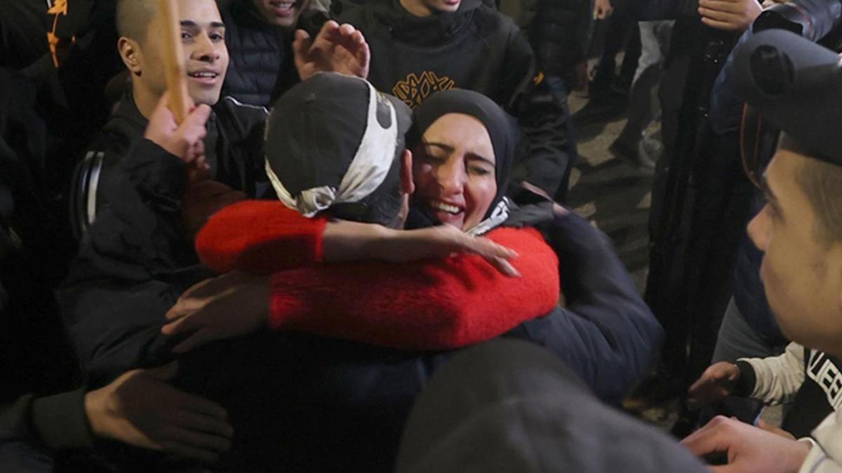 Hamas İsrail’e resti çekti: Esirler bırakılmadan görüşme yapılmayacak